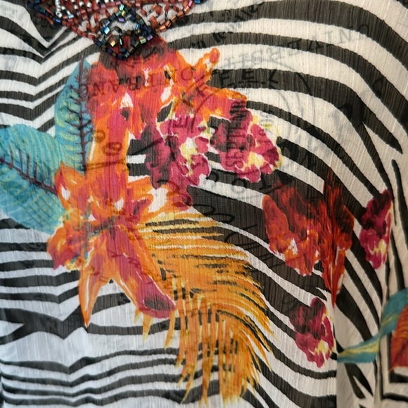 designer Animal floral  print kaftan tunic embellished round neck beaded - Picture 3 of 10